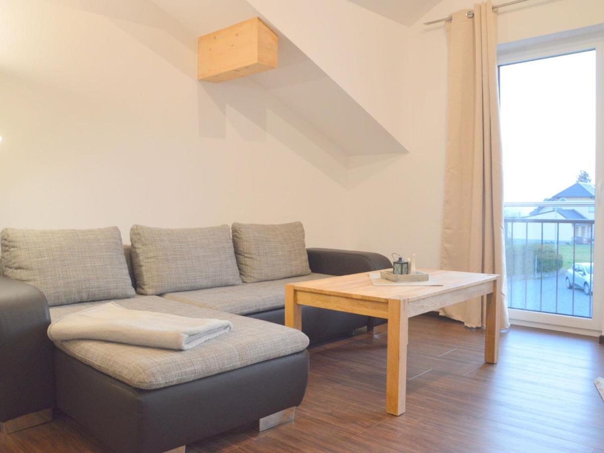 Lovely Modern Apartment With Private Terrace Ellscheid Kültér fotó